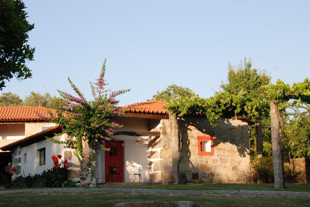 1720 Quinta Da Cancela - Winery & Farmhouse Guimarães Exteriör bild