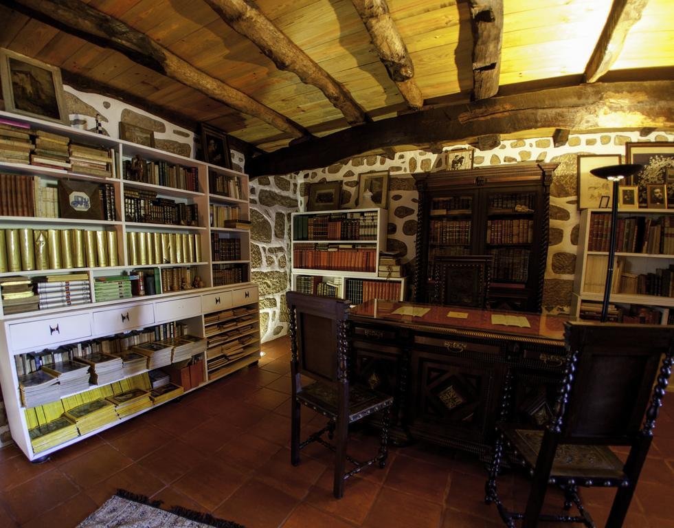 1720 Quinta Da Cancela - Winery & Farmhouse Guimarães Exteriör bild