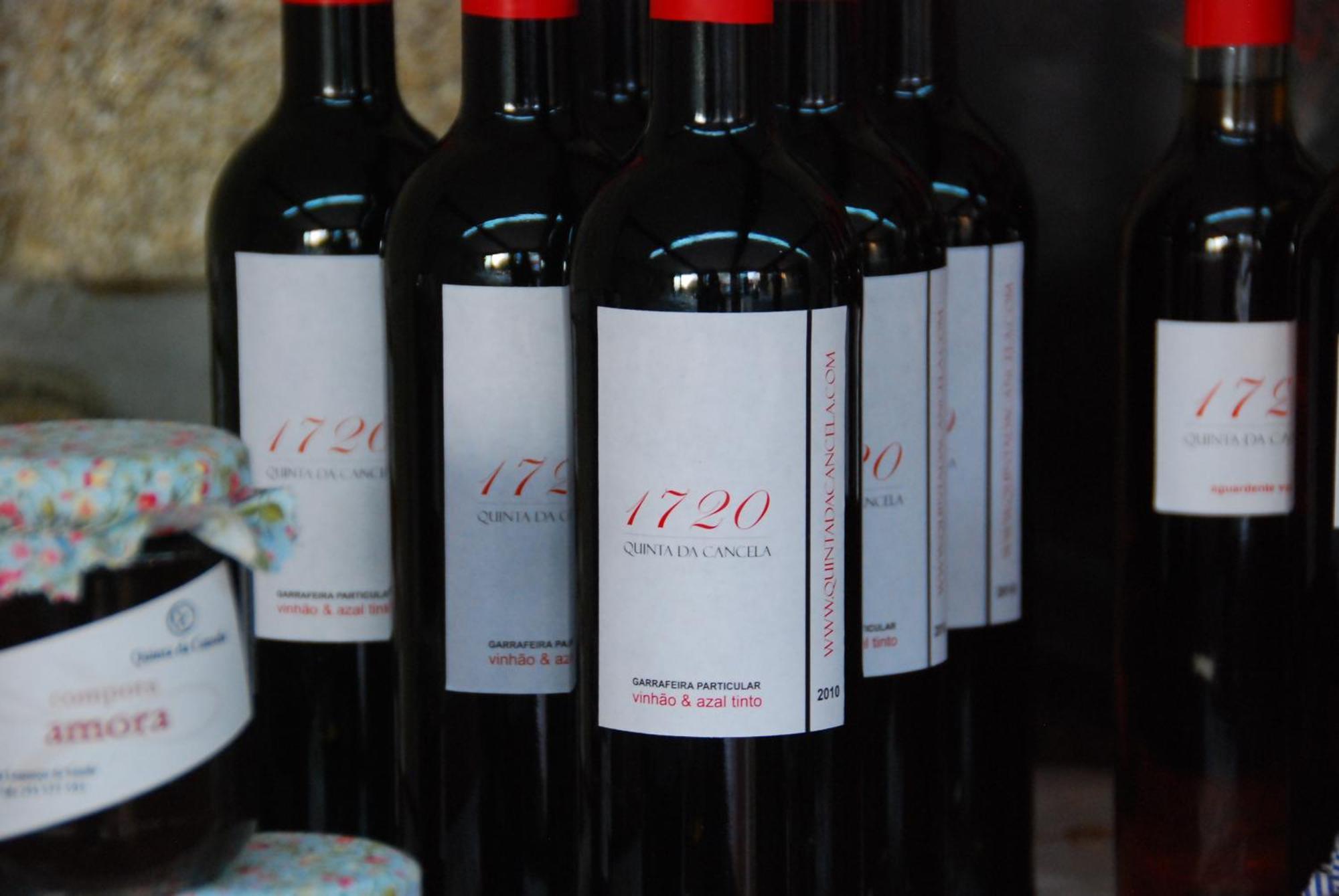1720 Quinta Da Cancela - Winery & Farmhouse Guimarães Exteriör bild