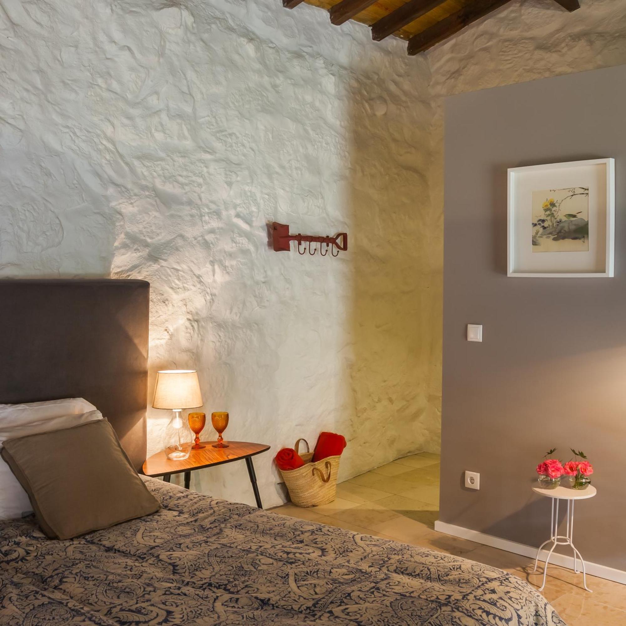 1720 Quinta Da Cancela - Winery & Farmhouse Guimarães Exteriör bild