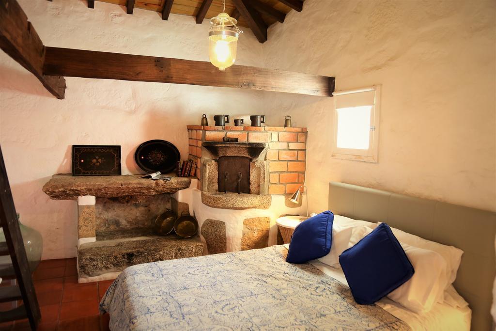 1720 Quinta Da Cancela - Winery & Farmhouse Guimarães Exteriör bild